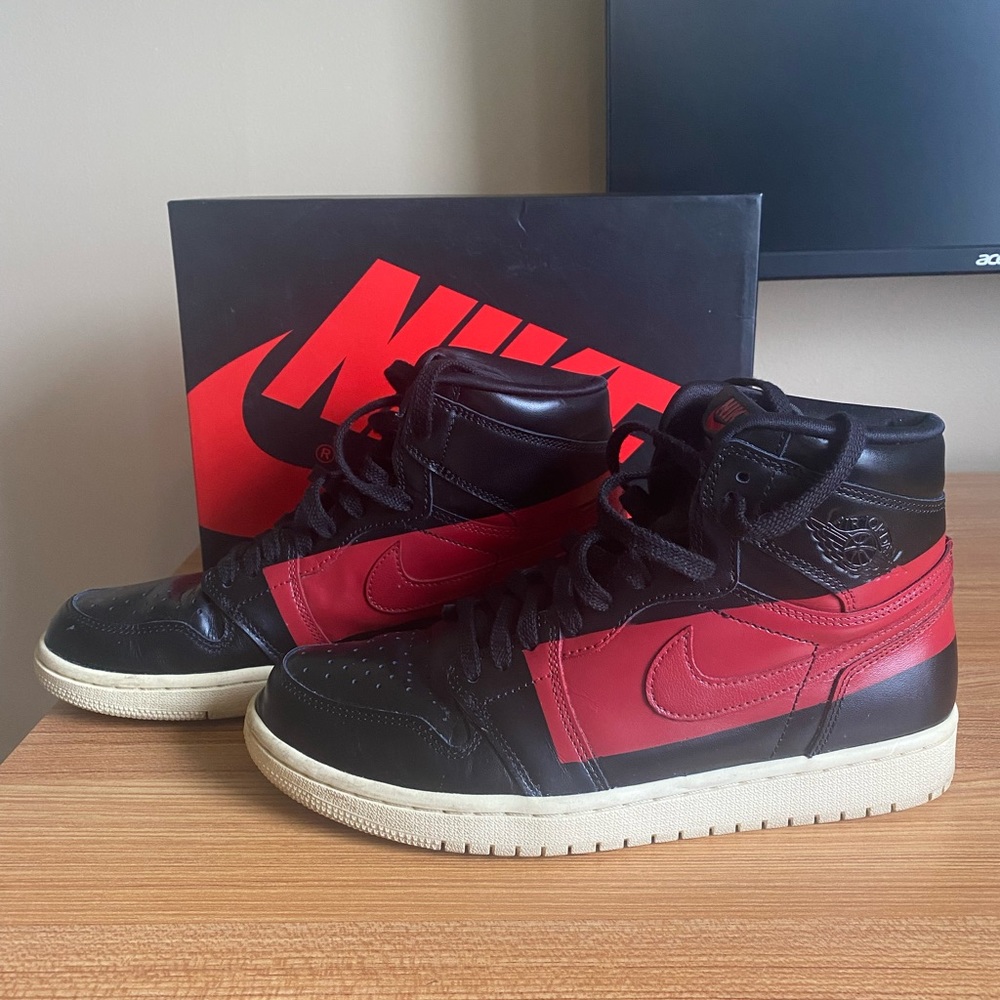 Air Jordan 1 Retro High OG Defiant Couture
